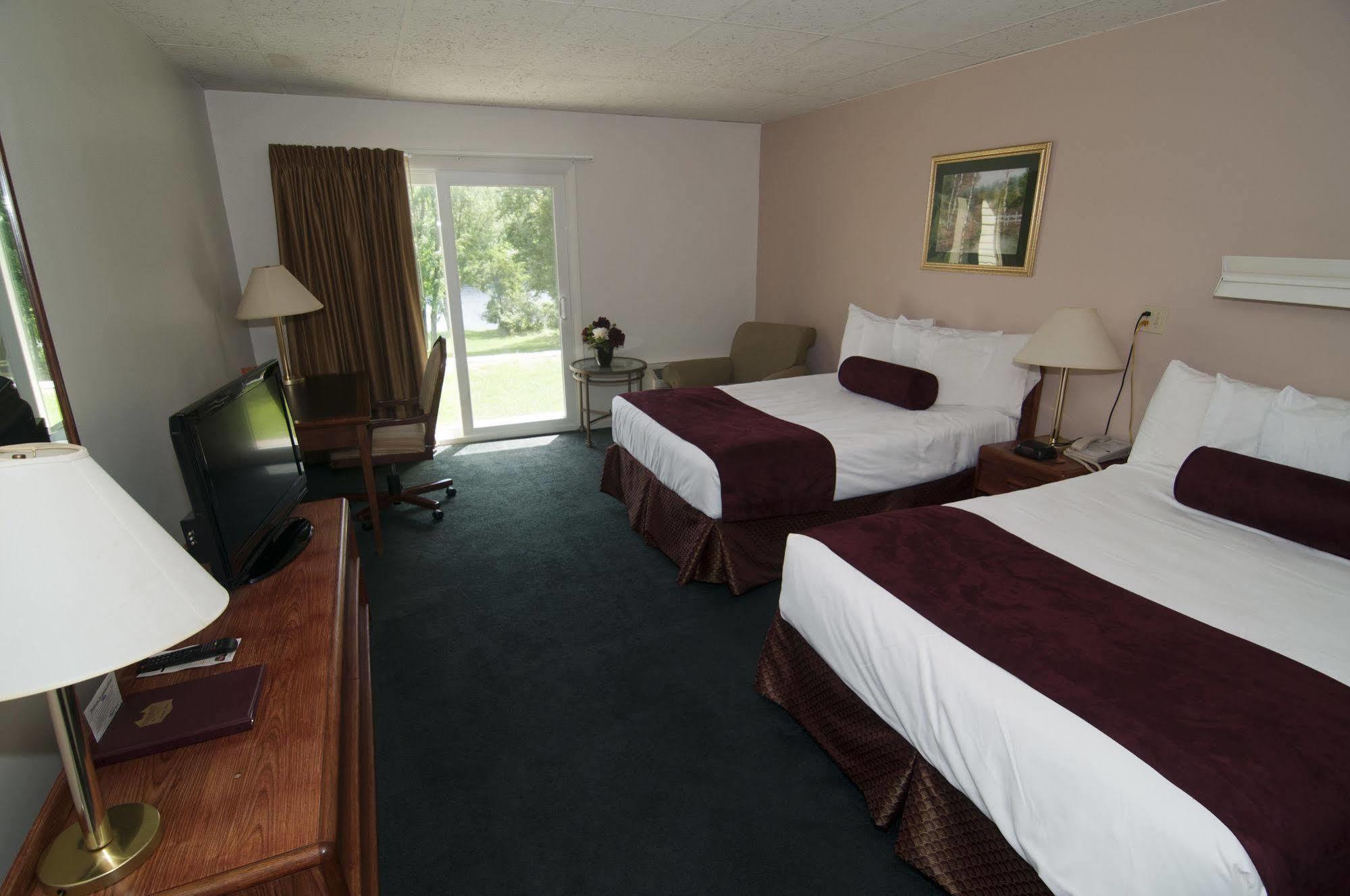 University Inn Academic Suites Orono Cameră foto